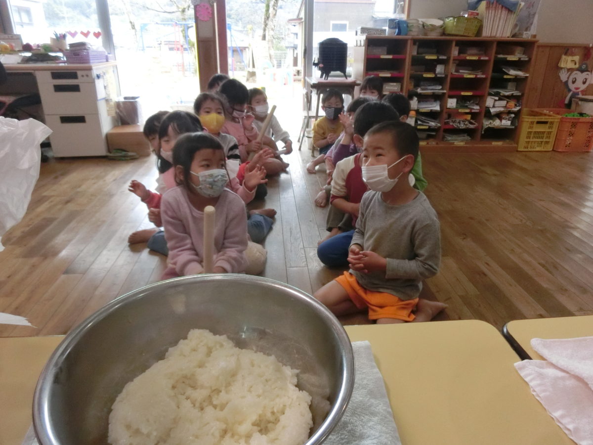 保護中: おもちつき（2021.3.2）